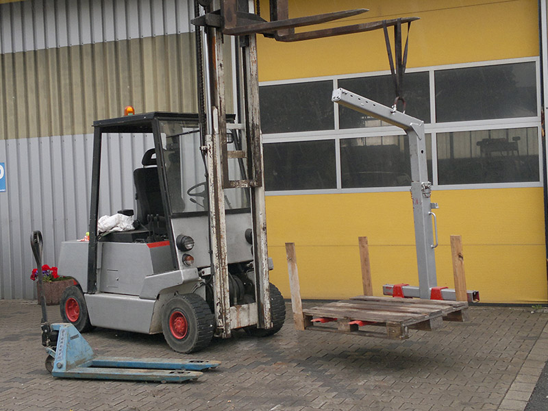 Gabelstapler & Verladehilfen